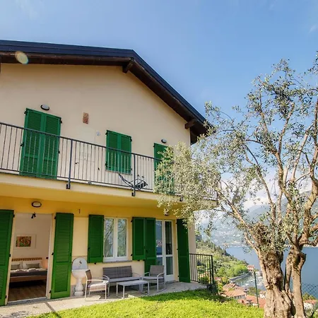 Olive Tree View Ferienhaus